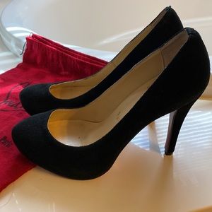 Christian Louboutin pumps size 39